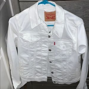 Levi’s white jacket